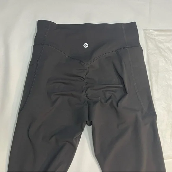 HALARA Leggings in Volcanic Ash, Sz XS. Full length - Picture 2 of 8